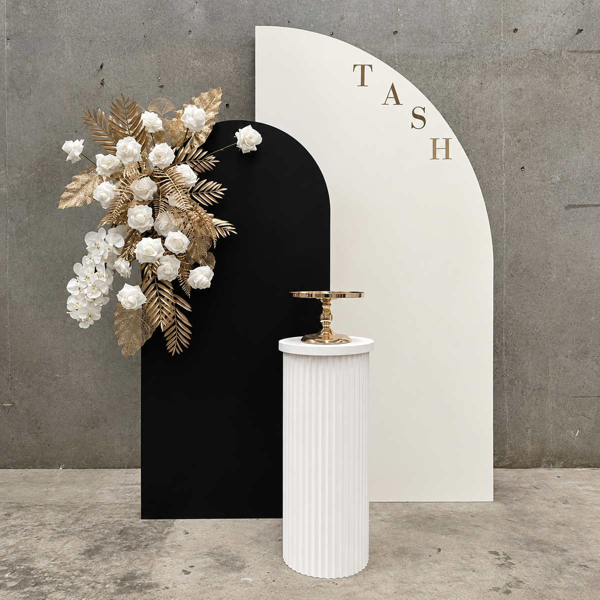 Elegant Black & White Wedding Decoration